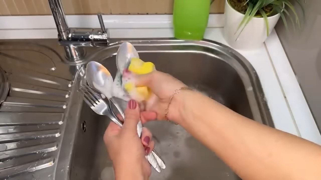 Salt and Detergent Cleaning Solution