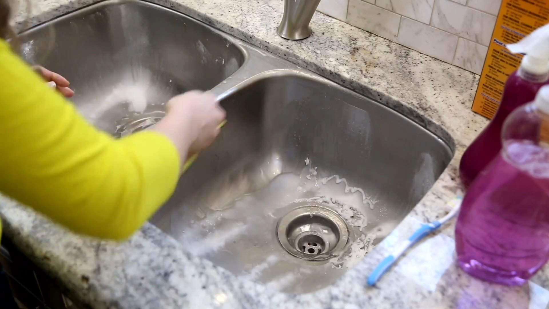 Baking Soda DIY Cleaners